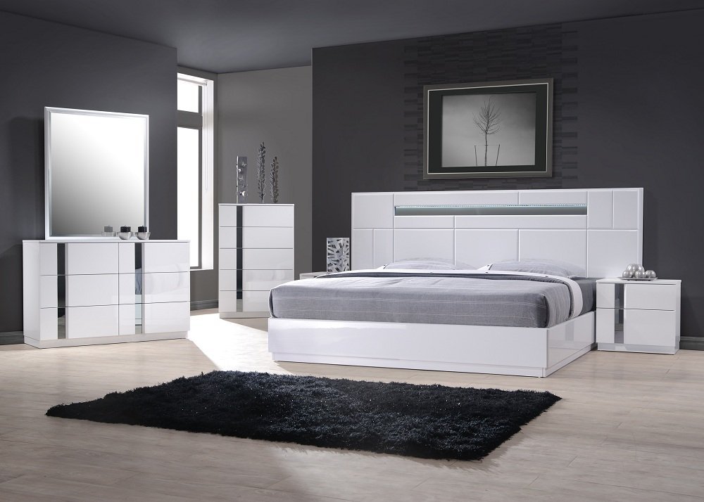 J&M Furniture Palermo White Lacquer With Chrome Accents Queen Size Bedroom Set
