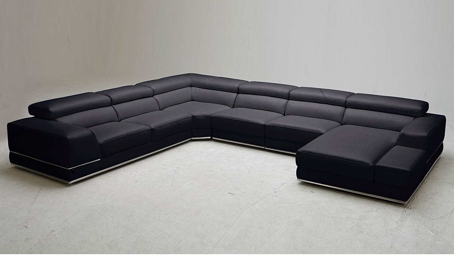 Wynn Black Leather Sectional Sofa with Adjustable Headrests - Right Chaise